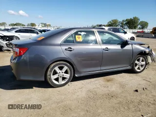 2014 Toyota Camry L with VIN 4T1BF1FK2EU433191, listed as a Copart auction lot 73363254 with 124,097 mi miles and Salvage Title. Bid and sale history available at carsss.com. Image 3.