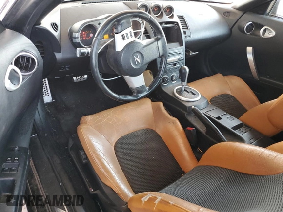 2004 Nissan 350Z Touring z VIN JN1AZ36A54T016309, wystawiony jako Copart lot #55277445 z przebiegiem 111 419 mil mil oraz Szkody całkowita. Historia ofert i sprzedaży dostępna na DreamBid. Obrazek 8.