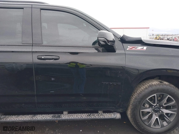 2021 Chevrolet Tahoe Z71 with VIN 1GNSKPKD6MR292595, listed as a IAAI auction lot 41750497 with 34,896 mi miles. Bid and sale history available at carsss.com. Image 14.