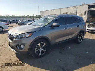 2017 Kia Sorento EX z VIN 5XYPH4A5XHG305052, wystawiony jako Copart lot #63664275 z przebiegiem 95 156 mil mil oraz Szkoda całkowita • Salvage title. Historia ofert i sprzedaży dostępna na DreamBid. Obrazek 1.