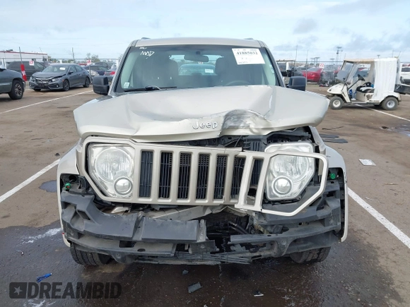 2011 Jeep Liberty Sport with VIN 1J4PN2GK7BW507135, listed as a IAAI auction lot 41885032 with 114,370 mi miles. Bid and sale history available at carsss.com. Image 12.