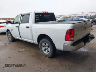2022 Ram 1500 SLT z VIN 1C6RR6LG9NS198010, wystawiony jako IAAI lot #41702205 z przebiegiem 61 030 mil mil oraz . Historia ofert i sprzedaży dostępna na DreamBid. Obrazek 3.