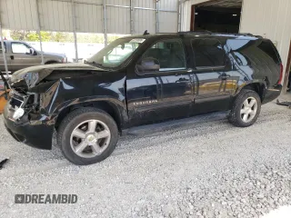 2009 Chevrolet Suburban 2LT z VIN 1GNFC26JX9R295816, wystawiony jako Copart lot #53250895 z przebiegiem 207 651 mil mil oraz Szkoda całkowita • Salvage title. Historia ofert i sprzedaży dostępna na DreamBid. Obrazek 1.