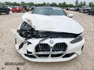 2021 BMW 4 Series 430i z VIN WBA23AT07MCG22827, wystawiony jako Copart lot #57776505 z przebiegiem 6874 mil mil oraz Szkody całkowita. Historia ofert i sprzedaży dostępna na DreamBid. Obrazek 5.