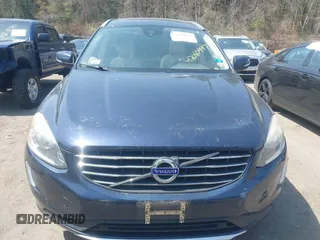 2015 Volvo XC60 T6 с VIN YV4902RK5F2762130, выставлен на аукционе IAAI как лот 42080997 с пробегом 174 623 миль миль и . История ставок и продаж доступна на DreamBid. Изображение 12.