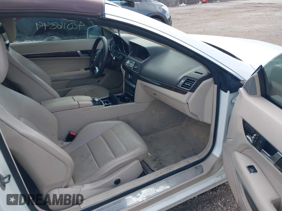 2014 Mercedes-Benz E-Class E 350 with VIN WDDKK5KF9EF241907, listed as a IAAI auction lot 42016399 with 84,650 mi miles. Bid and sale history available at carsss.com. Image 5.