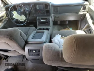 2005 Chevrolet Suburban Z71 with VIN 3GNFK16Z05G109536, listed as a Copart auction lot 46435445 with 319,814 mi miles and Non Repairable. Bid and sale history available at carsss.com. Image 8.