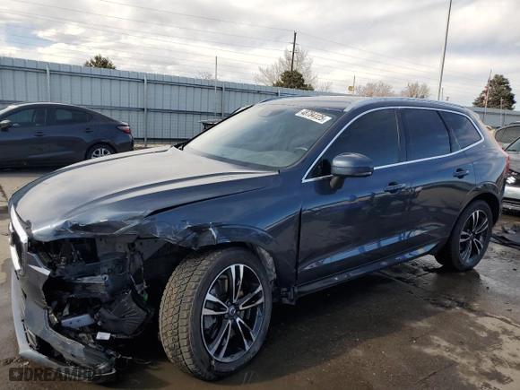 2018 Volvo XC60 Momentum with VIN YV4A22RK9J1093169, listed as a Copart auction lot 48784125 with 42,598 mi miles and Salvage Title. Bid and sale history available at carsss.com. Image 1.