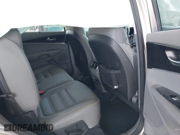 2016 Kia Sorento EX with VIN 5XYPH4A10GG071578, listed as a IAAI auction lot 42068909 with Not Provided miles. Bid and sale history available at carsss.com. Image 8.