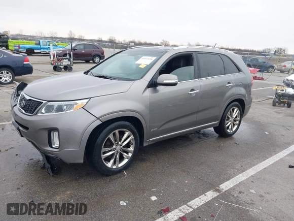 2014 Kia Sorento SX z VIN 5XYKWDA74EG538342, wystawiony jako IAAI lot #41972438 z przebiegiem 157 910 mil mil oraz . Historia ofert i sprzedaży dostępna na DreamBid. Obrazek 17.