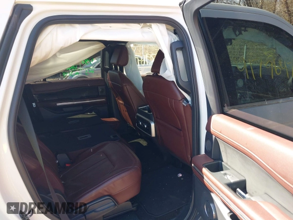 2022 Ford Expedition Limited z VIN 1FMJU2AT7NEA67407, wystawiony jako IAAI lot #41796472 z przebiegiem 31 145 mil mil oraz . Historia ofert i sprzedaży dostępna na DreamBid. Obrazek 8.