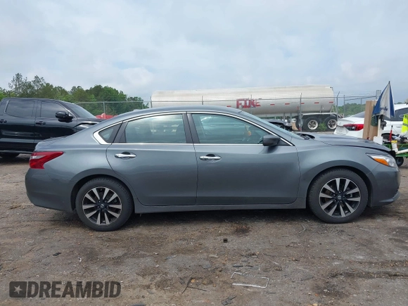 2018 Nissan Altima SR with VIN 1N4AL3AP6JC267111, listed as a IAAI auction lot 42070413 with 117,954 mi miles and . Bid and sale history available at carsss.com. Image 13.