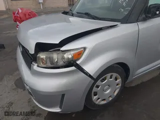2010 Scion xB with VIN JTLZE4FE9A1110922, listed as a IAAI auction lot 41761378 with 89,000 mi miles. Bid and sale history available at carsss.com. Image 17.