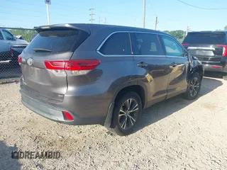 2019 Toyota Highlander LE с VIN 5TDBZRFH6KS945258, выставлен на аукционе IAAI как лот 41979698 с пробегом 122 624 миль миль и . История ставок и продаж доступна на DreamBid. Изображение 4.