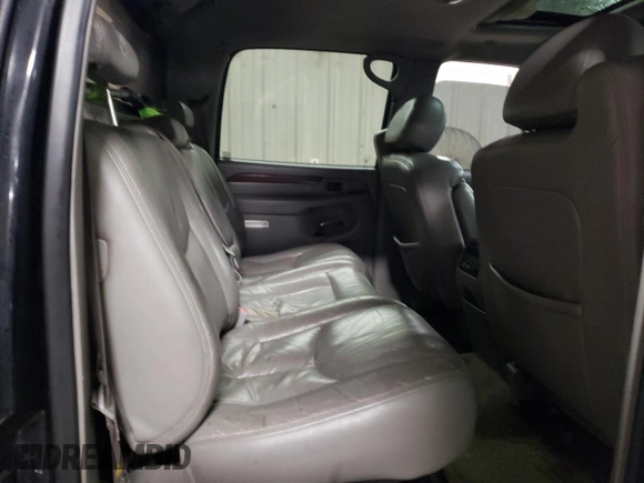 2003 Cadillac Escalade EXT z VIN 3GYEK63N33G118001, wystawiony jako Copart lot #86897574 z przebiegiem 223 953 mil mil oraz Szkoda całkowita • Salvage title. Historia ofert i sprzedaży dostępna na DreamBid. Obrazek 10.