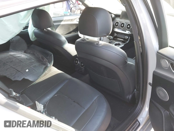 2019 Kia Stinger GT1 with VIN KNAE45LC2K6049548, listed as a IAAI auction lot 40970268 with 35,217 mi miles and . Bid and sale history available at DreamBid. Image 8.