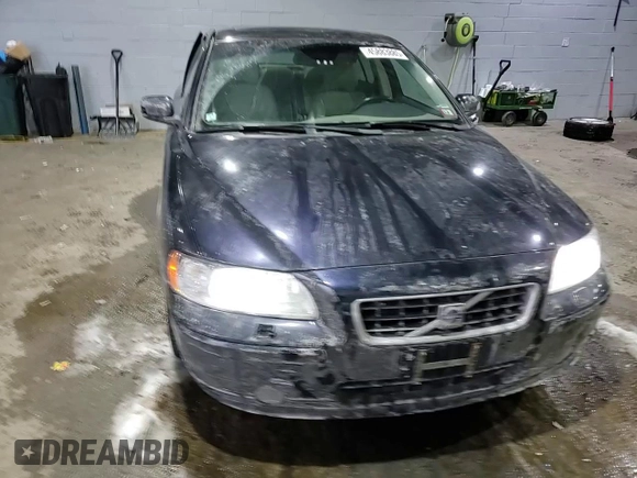 2008 Volvo S60 2.5T with VIN YV1RH592782677901, listed as a Copart auction lot 45883885 with 166,324 mi miles and Salvage Title. Bid and sale history available at carsss.com. Image 10.