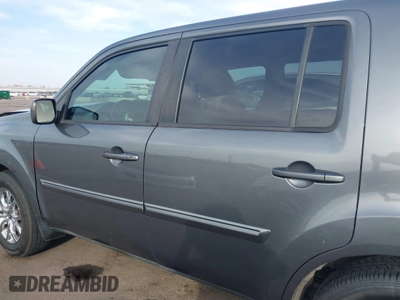 2012 Honda Pilot EX-L with VIN 5FNYF3H51CB036501, listed as a IAAI auction lot 41703208 with 223,984 mi miles. Bid and sale history available at carsss.com. Image 14.