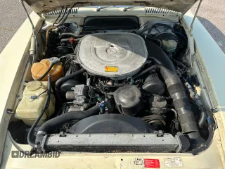 1988 Mercedes-Benz 560 SL с VIN WDBBA48D1JA083131, выставлен на аукционе Copart как лот 59868785 с пробегом 186 389 миль миль и Чистый • Clean title. История ставок и продаж доступна на DreamBid. Изображение 7.