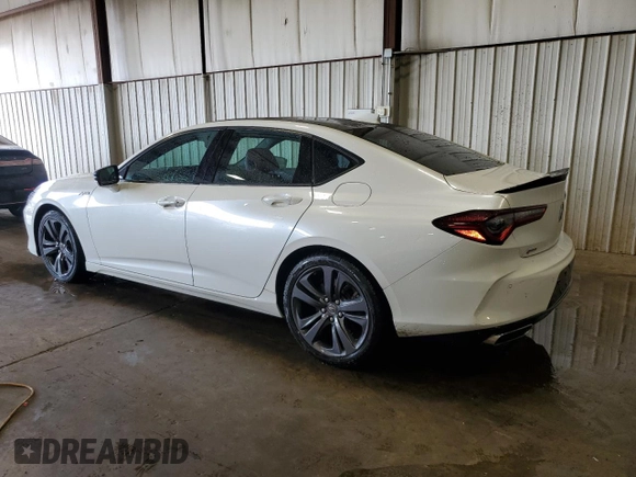 2022 Acura TLX w/A-Spec Package with VIN 19UUB5F59NA002022, listed as a Copart auction lot 59362675 with 43,724 mi miles and Salvage title. Bid and sale history available at DreamBid. Image 2.