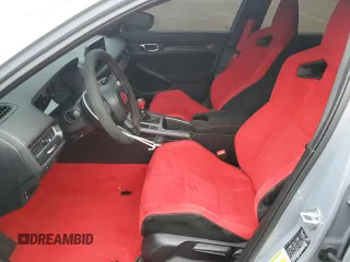 2023 Honda Civic Type R z VIN JHMFL5G40PX003732, wystawiony jako Copart lot #51764935 z przebiegiem 7040 mil mil oraz Szkody całkowita. Historia ofert i sprzedaży dostępna na DreamBid. Obrazek 7.