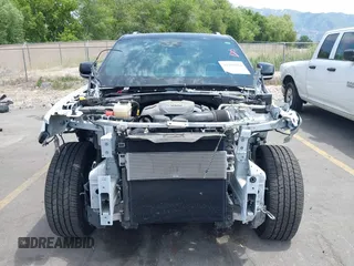 2021 Jeep Grand Cherokee Summit Reserve с VIN 1C4RJKET4M8197071, выставлен на аукционе IAAI как лот 42430824 с пробегом 36 927 миль миль и . История ставок и продаж доступна на DreamBid. Изображение 13.