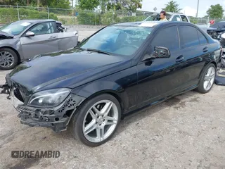 2009 Mercedes-Benz C-Class 3.5L Sport with VIN WDDGF56X89R046740, listed as a IAAI auction lot 41931300 with 150,627 mi miles. Bid and sale history available at carsss.com. Image 17.