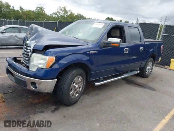 2010 Ford F-150 XL with VIN 1FTEW1C82AKE63887, listed as a IAAI auction lot 40321722 with 240,346 mi miles. Bid and sale history available at carsss.com. Image 17.