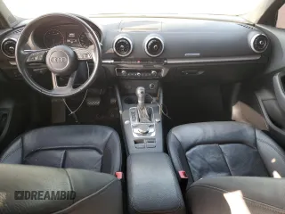 2017 Audi A3 Premium z VIN WAUAUGFF1H1027126, wystawiony jako Copart lot #53603255 z przebiegiem 98 094 mil mil oraz Szkoda całkowita • Salvage title. Historia ofert i sprzedaży dostępna na DreamBid. Obrazek 8.