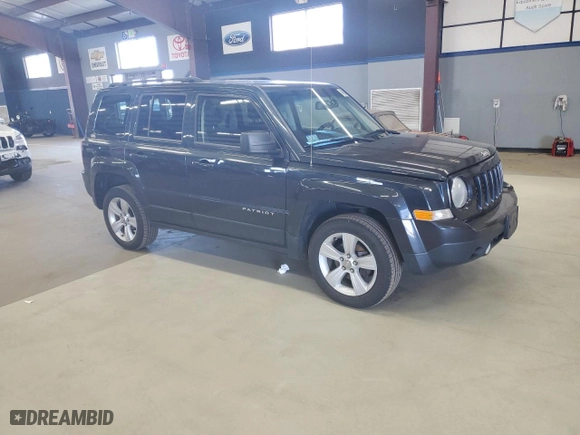 2014 Jeep Patriot Latitude with VIN 1C4NJRFB8ED588438, listed as a Copart auction lot 49816485 with 103,137 mi miles and Salvage Title. Bid and sale history available at carsss.com. Image 4.