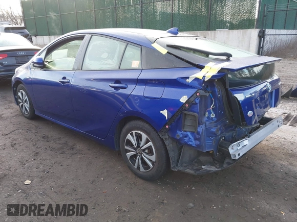 2016 Toyota Prius Two with VIN JTDKBRFU6G3519581, listed as a IAAI auction lot 41662291 with 125,802 mi miles and . Bid and sale history available at carsss.com. Image 3.