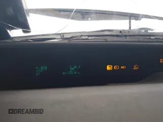 2008 Toyota Prius z VIN JTDKB20U483454957, wystawiony jako IAAI lot #42358477 z przebiegiem 256 781 mil mil oraz . Historia ofert i sprzedaży dostępna na DreamBid. Obrazek 7.
