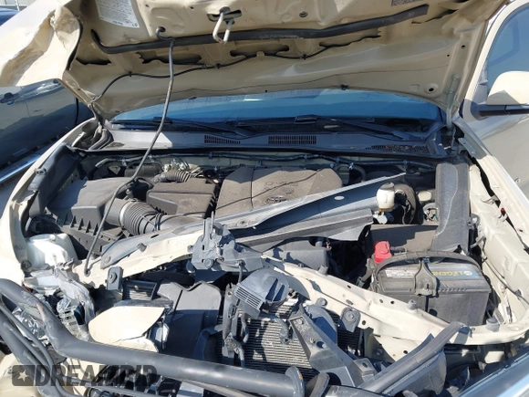 2018 Toyota Tacoma SR5 z VIN 3TMDZ5BN4JM039802, wystawiony jako IAAI lot #42300924 z przebiegiem 48 828 mil mil oraz . Historia ofert i sprzedaży dostępna na DreamBid. Obrazek 10.