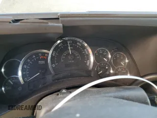 2005 Cadillac Escalade EXT z VIN 3GYEK62N85G111436, wystawiony jako Copart lot #87582245 z przebiegiem Nie podano mil oraz Szkoda całkowita • Salvage title. Historia ofert i sprzedaży dostępna na DreamBid. Obrazek 9.