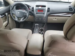 2015 Kia Sorento LX with VIN 5XYKTCA68FG595090, listed as a Copart auction lot 52178005 with 174,032 mi miles and Salvage Title. Bid and sale history available at carsss.com. Image 8.