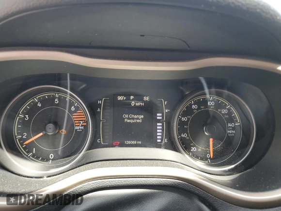 2018 Jeep Cherokee Latitude z VIN 1C4PJLCB9JD587366, wystawiony jako Copart lot #62137485 z przebiegiem 126 069 mil mil oraz Szkoda całkowita • Salvage title. Historia ofert i sprzedaży dostępna na DreamBid. Obrazek 9.