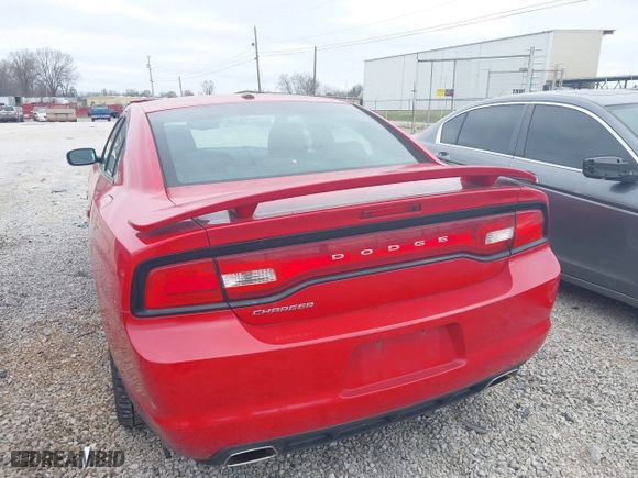 2013 Dodge Charger SXT Plus with VIN 2C3CDXHG8DH537846, listed as a IAAI auction lot 41798199 with 126,945 mi miles. Bid and sale history available at carsss.com. Image 6.