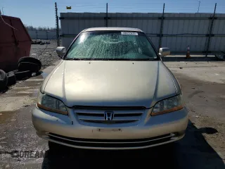 2001 Honda Accord LX z VIN 1HGCG16431A065592, wystawiony jako Copart lot #48422635 z przebiegiem 166 617 mil mil oraz Szkoda całkowita • Salvage title. Historia ofert i sprzedaży dostępna na DreamBid. Obrazek 5.