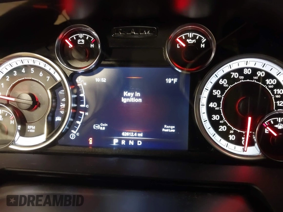 2018 Ram 2500 Big Horn with VIN 3C6UR5DJ7JG166205, listed as a IAAI auction lot 41357740 with 62,612 mi miles. Bid and sale history available at carsss.com. Image 7.