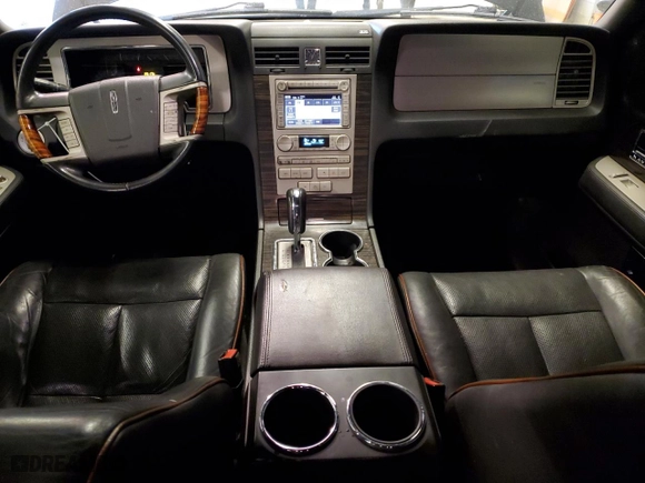 2007 Lincoln Navigator with VIN 5LMFU28507LJ17895, listed as a Copart auction lot 45934595 with 235,034 mi miles and Salvage Title. Bid and sale history available at carsss.com. Image 8.