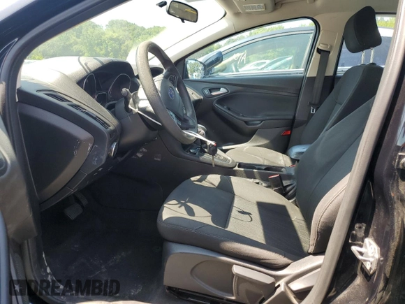2016 Ford Focus SE с VIN 1FADP3F21GL334852, выставлен на аукционе Copart как лот 53902945 с пробегом 121 909 миль миль и Списание • Salvage title. История ставок и продаж доступна на DreamBid. Изображение 7.