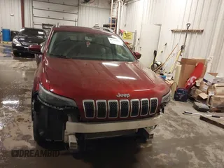 2019 Jeep Cherokee Latitude Plus with VIN 1C4PJMLB2KD198561, listed as a IAAI auction lot 41731691 with 71,129 mi miles. Bid and sale history available at carsss.com. Image 13.