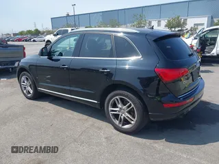 2017 Audi Q5 Premium Plus z VIN WA1L2AFP2HA088082, wystawiony jako IAAI lot #42561795 z przebiegiem 99 194 mil mil oraz . Historia ofert i sprzedaży dostępna na DreamBid. Obrazek 3.