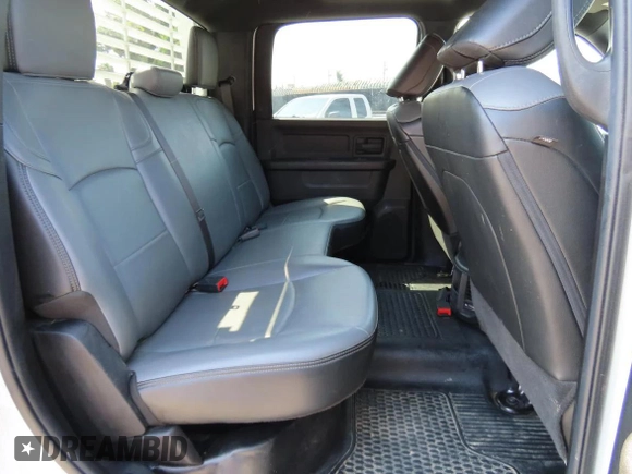 2024 Ram 2500 Tradesman with VIN 3C6UR5HJ4RG130753, listed as a Copart auction lot 60704505 with 15,070 mi miles and Clean title. Bid and sale history available at DreamBid. Image 6.