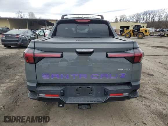 2024 Hyundai Santa Cruz Night Edition z VIN 5NTJCDAF8RH090280, wystawiony jako Copart lot #48178775 z przebiegiem 35 732 mil mil oraz Szkoda całkowita • Salvage title. Historia ofert i sprzedaży dostępna na DreamBid. Obrazek 6.