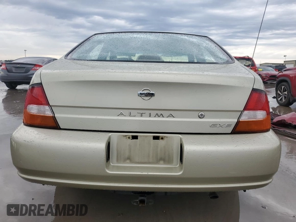 1998 Nissan Altima XE z VIN 1N4DL01D4WC217607, wystawiony jako Copart lot #55434615 z przebiegiem 182 205 mil mil oraz Szkoda całkowita • Salvage title. Historia ofert i sprzedaży dostępna na DreamBid. Obrazek 6.