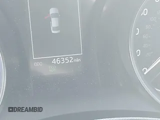 2023 Toyota Camry SE z VIN 4T1G11AK6PU770039, wystawiony jako IAAI lot #41375553 z przebiegiem 46 352 mil mil oraz . Historia ofert i sprzedaży dostępna na DreamBid. Obrazek 16.
