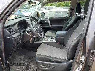 2019 Toyota 4Runner SR5 с VIN JTEBU5JR3K5646772, выставлен на аукционе Copart как лот 56034535 с пробегом 167 524 миль миль и Списание • Salvage title. История ставок и продаж доступна на DreamBid. Изображение 7.