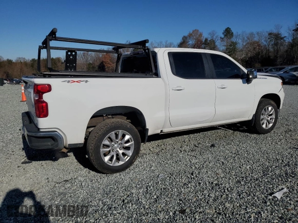 2022 Chevrolet Silverado 1500 LT with VIN 1GCPDDEK2NZ570086, listed as a Copart auction lot 82331784 with 86,026 mi miles and Salvage Title. Bid and sale history available at DreamBid. Image 3.