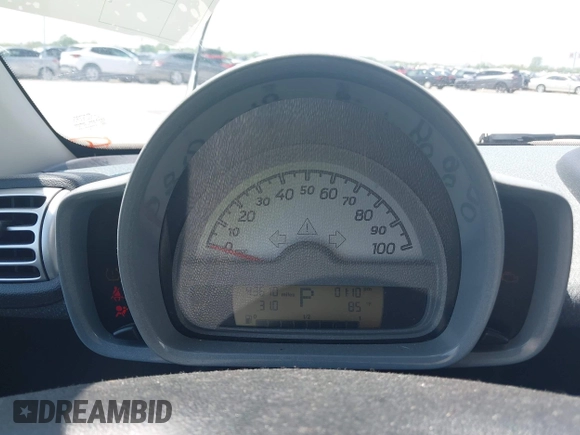 2009 Smart fortwo Pure with VIN WMEEJ31XX9K302737, listed as a IAAI auction lot 42124550 with 43,610 mi miles and . Bid and sale history available at DreamBid. Image 7.
